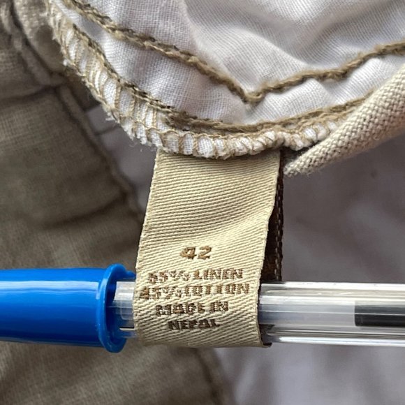 Paradise Collection Linen/Cotton Blend Khaki/Tan Cargo Shorts Size 42 Summer - Picture 4 of 4